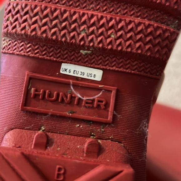 Red Hunter rain boots - Picture 14 of 16